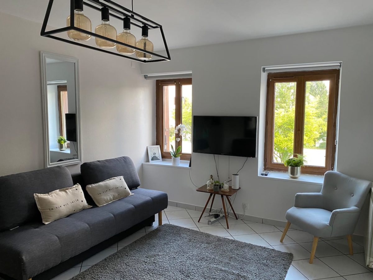 Short term rental in roissy next to the airport .view of the livingroom